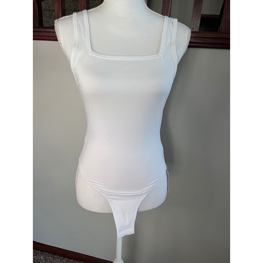 Gymshark Cotton Bodysuit White Muscle Fit Square Neck Thong B6A7U-WB57 Medium